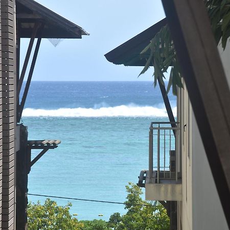 Blue Waves Beachfront Penthouse Flic-en-Flacq Εξωτερικό φωτογραφία