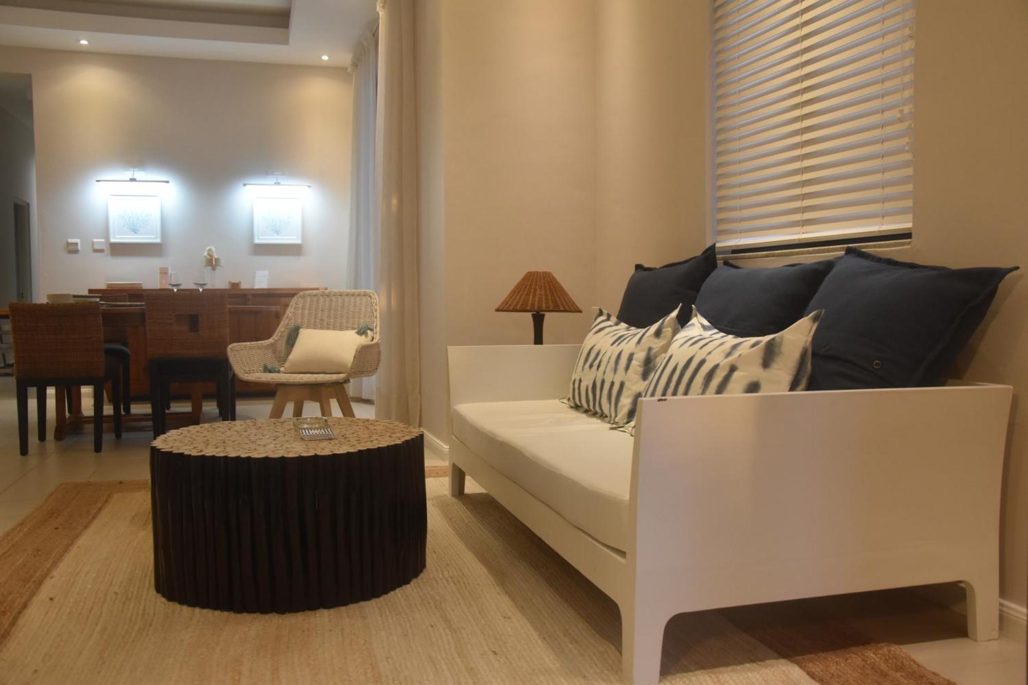 Blue Waves Beachfront Penthouse Flic-en-Flacq Εξωτερικό φωτογραφία