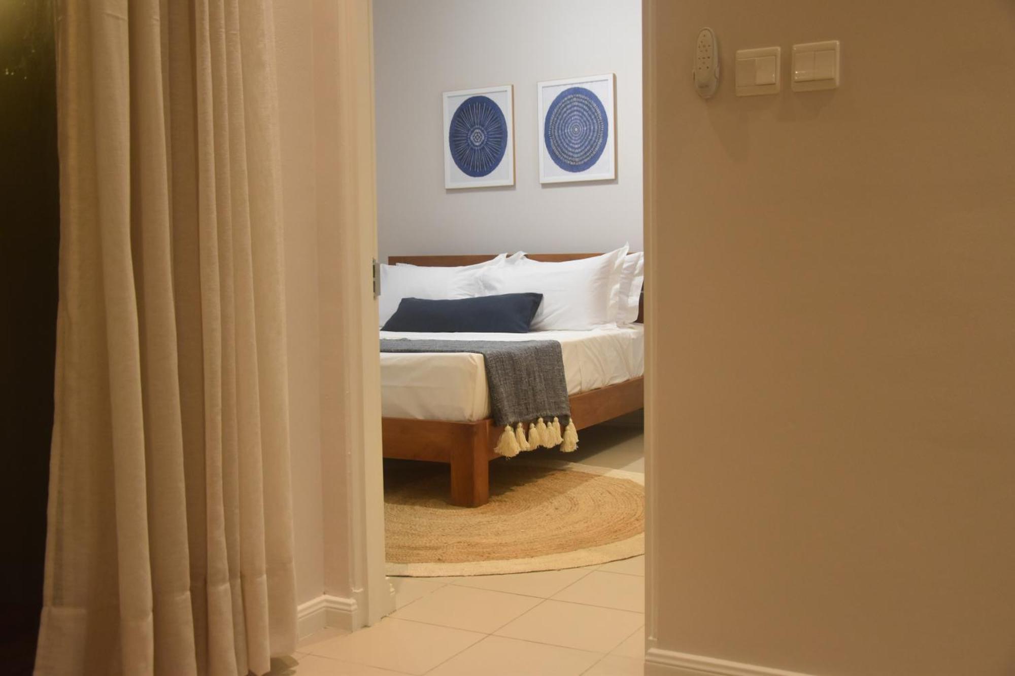 Blue Waves Beachfront Penthouse Flic-en-Flacq Εξωτερικό φωτογραφία