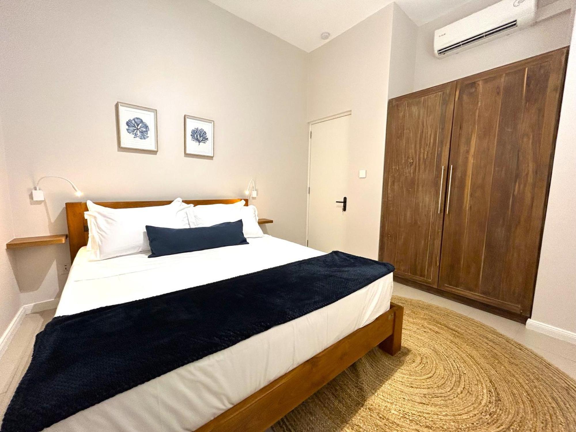 Blue Waves Beachfront Penthouse Flic-en-Flacq Εξωτερικό φωτογραφία